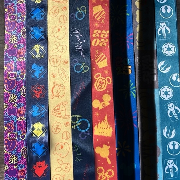 Disney Pin Trading Cruise Lanyard Pixar Alice Princess Star War Peter Pan Castle - Picture 4 of 4